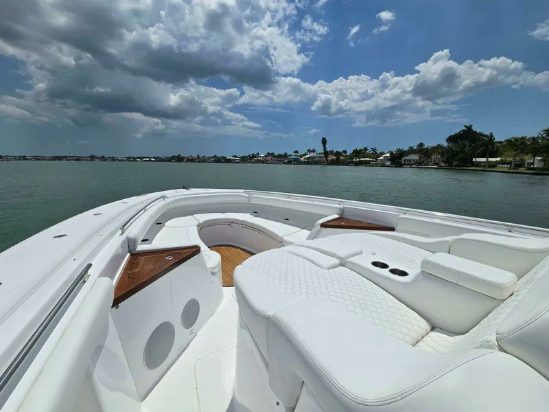 Slide: The Image of HCB 65 Estrella 2024 - 24