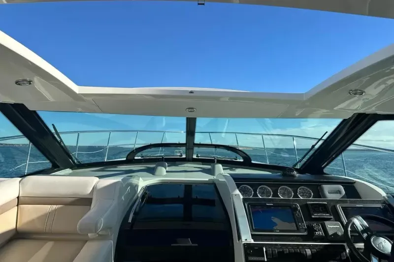 Slide: The Image of Sea Ray 410 SUNDANCER - 13