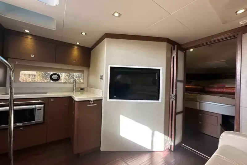 Slide: The Image of Sea Ray 410 SUNDANCER - 22