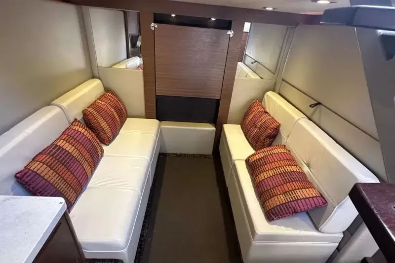 Slide: The Image of Sea Ray 410 SUNDANCER - 48