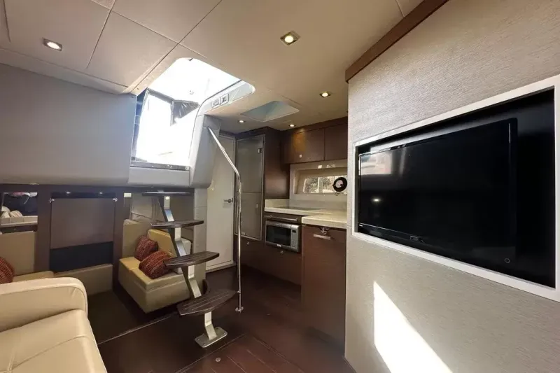 Slide: The Image of Sea Ray 410 SUNDANCER - 45