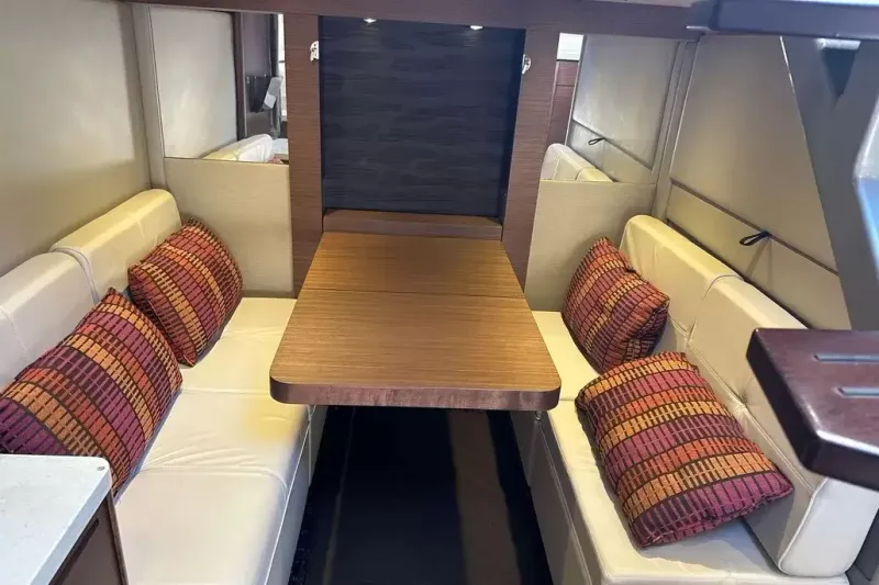 Slide: The Image of Sea Ray 410 SUNDANCER - 47