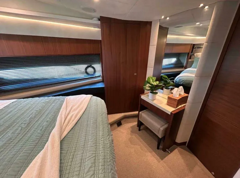 Slide: The Image of Princess S72 "Snowbird" 2014 - 14