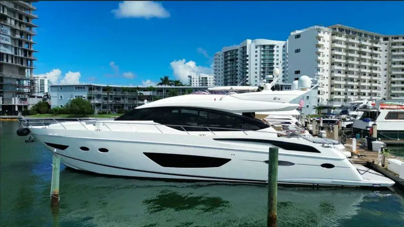 Slide: The Image of Princess S72 "Snowbird" 2014 - 45