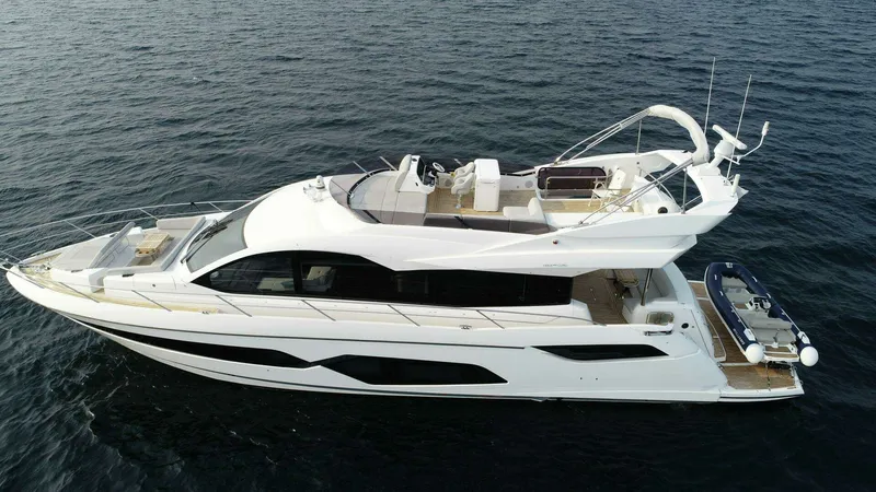Slide: The Image of Sunseeker 68 Manhattan "Sweet Tina" 2023 - 0