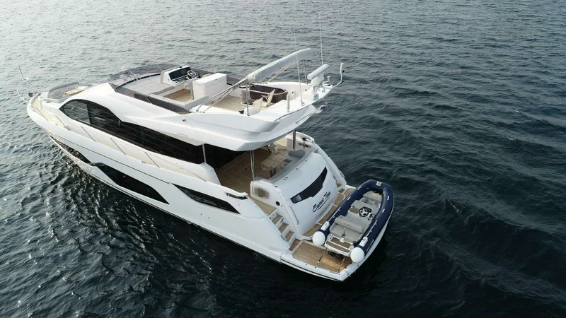 Slide: The Image of Sunseeker 68 Manhattan "Sweet Tina" 2023 - 1