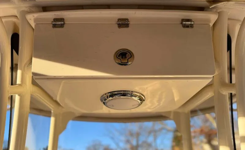 Slide: The Image of Grady White FISHERMAN 216 - 14