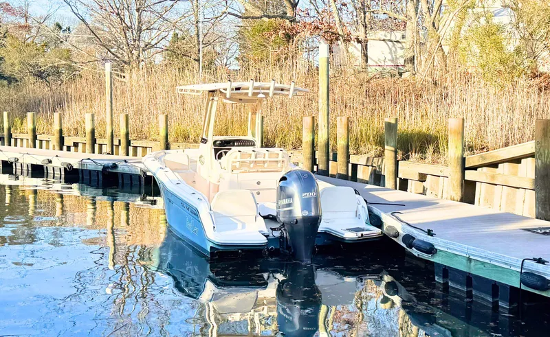 Slide: The Image of Grady White FISHERMAN 216 - 2