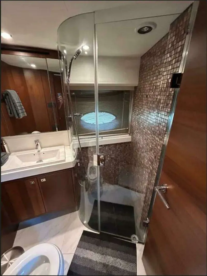 Slide: The Image of Princess S72 "Snowbird" 2014 - 16