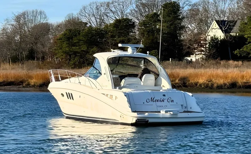 Slide: The Image of Sea Ray 38 SUNDANCER - 2