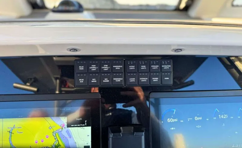 Slide: The Image of Solace 32 CS - 34