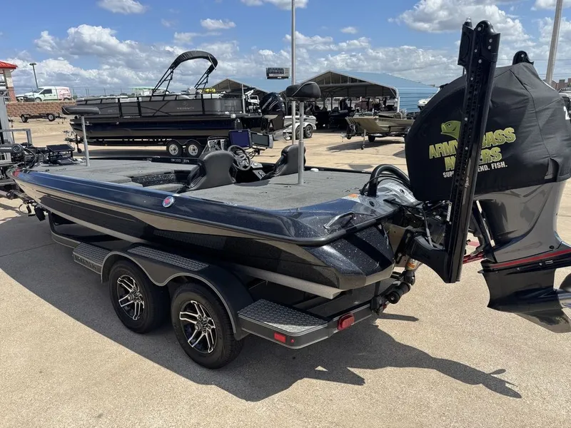 Slide: The Image of Skeeter ZXR 21 2022 - 2