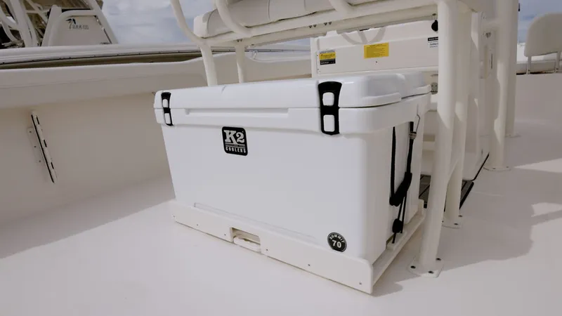Slide: The Image of Key West Boats 239 FS 2026 - 21