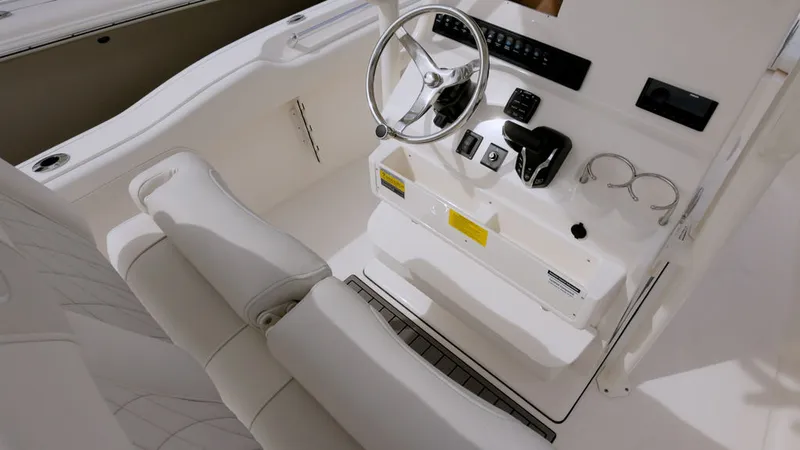 Slide: The Image of Key West Boats 239 FS 2026 - 23