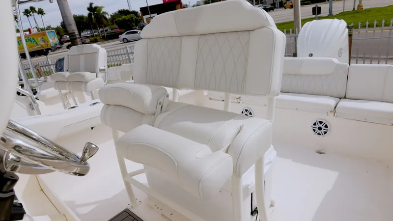 Slide: The Image of Key West Boats 239 FS 2026 - 25