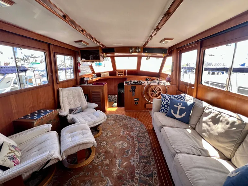 Slide: The Image of Kha Shing Cockpit Motor Yacht 1984 - 9