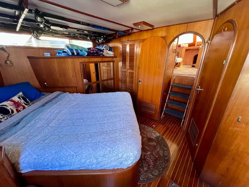Slide: The Image of Kha Shing Cockpit Motor Yacht 1984 - 16