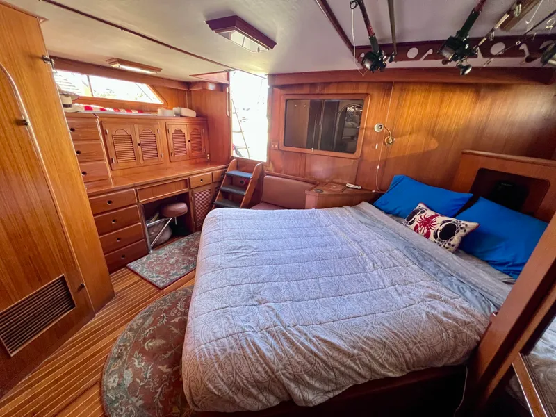 Slide: The Image of Kha Shing Cockpit Motor Yacht 1984 - 17