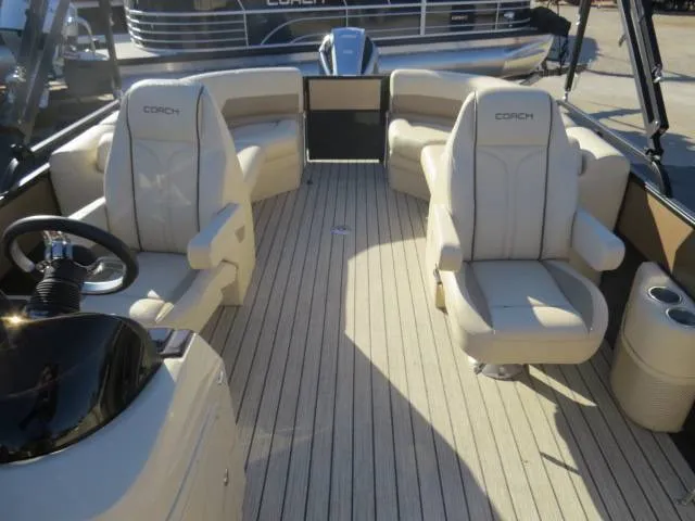 Slide: The Image of Coach Pontoons 263 RFC 2023 - 8