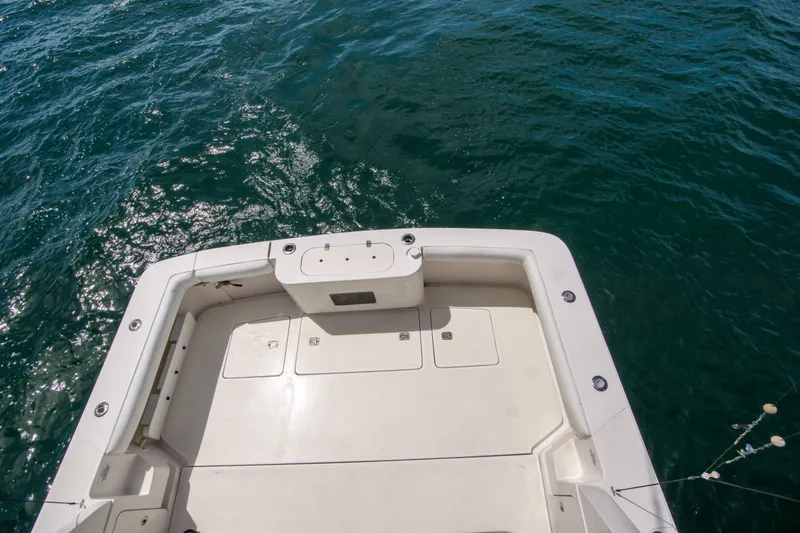 Slide: The Image of Bertram 390 Convertible 2005 - 28