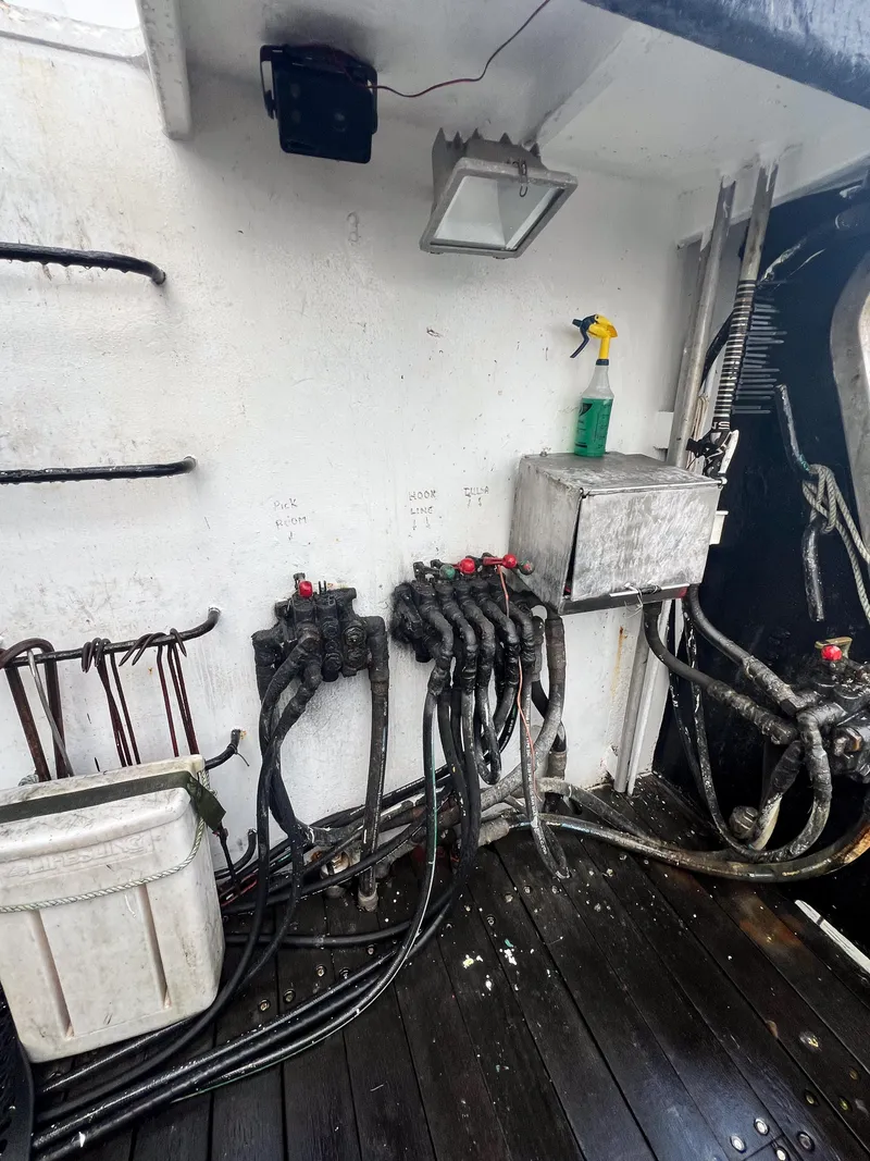 Slide: The Image of Custom Fishing Vessel 1980 - 13