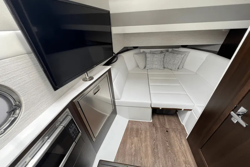 Slide: The Image of Cruisers Yachts 42 GLS Outboard 2025 - 41