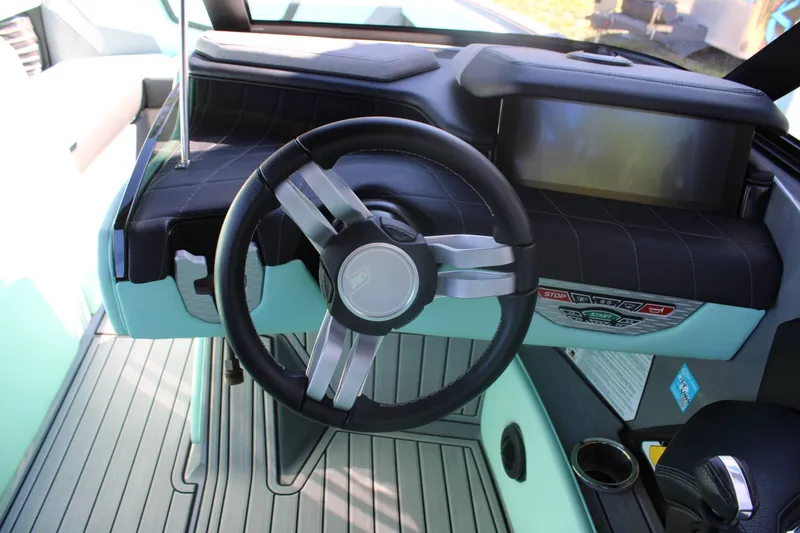 Slide: The Image of Nautique G23 2023 - 11