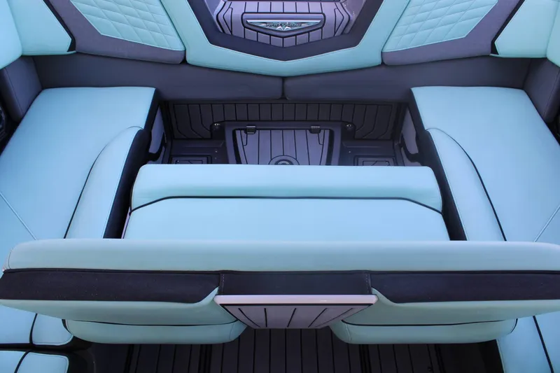 Slide: The Image of Nautique G23 2023 - 21