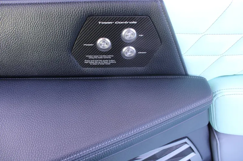 Slide: The Image of Nautique G23 2023 - 25