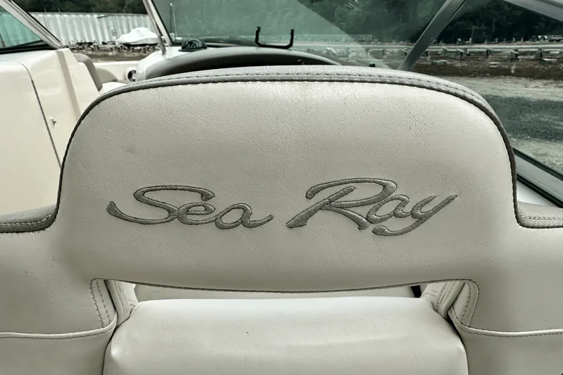 Slide: The Image of Sea Ray 270 SUNDECK 2007 - 9