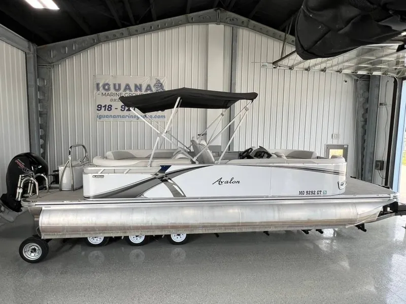 Slide: The Image of Avalon LSZ 2385 QL 2024 - 1