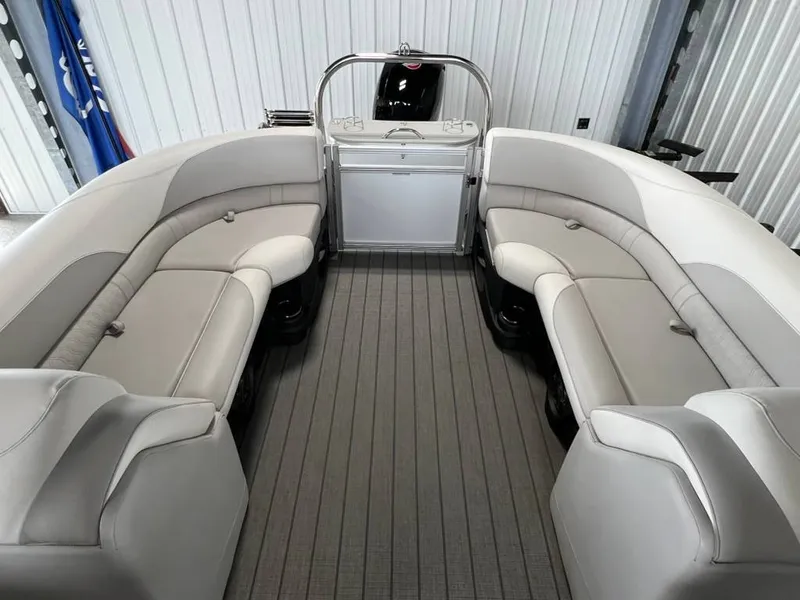 Slide: The Image of Avalon LSZ 2385 QL 2024 - 11