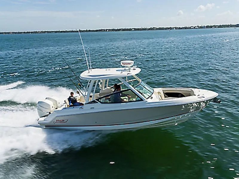 Slide: The Image of Boston Whaler 280 Vantage 2026 - 1