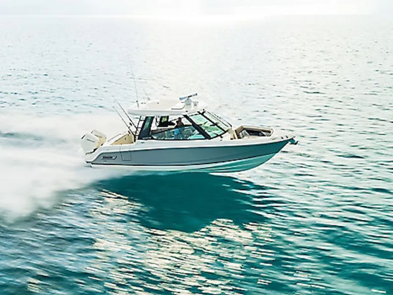 The Image of Boston Whaler 330 Vantage 2026 - 0
