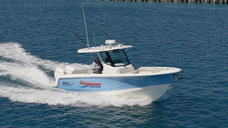 The Image of Boston Whaler 330 Outrage 2026 - undefined