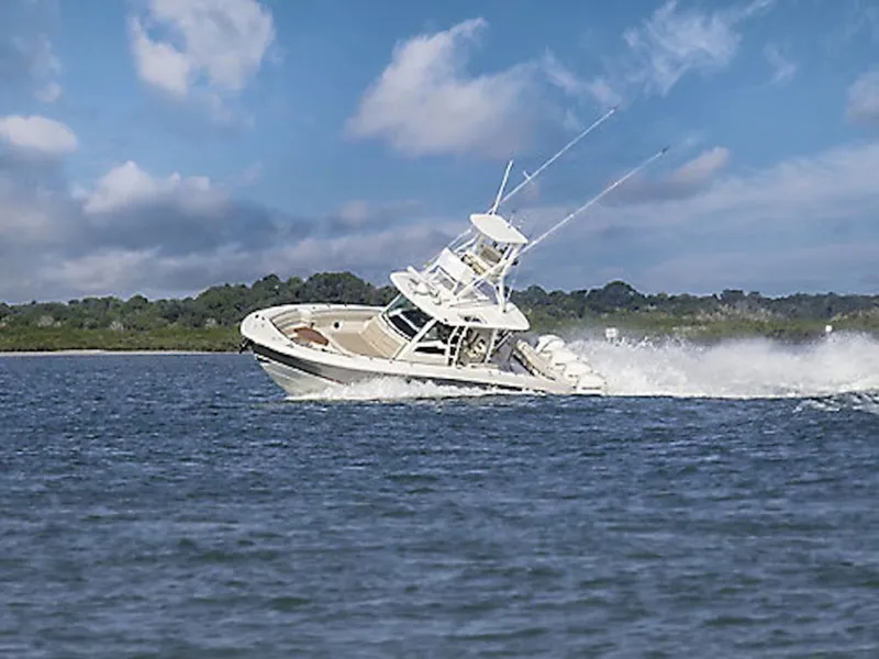 The Image of Boston Whaler 380 Outrage 2026 - 0