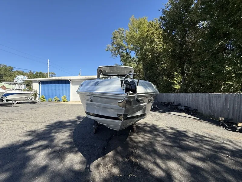 Slide: The Image of Crownline Boats 318 XSS 2026 - 4
