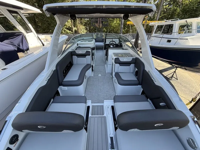 Slide: The Image of Crownline Boats 318 XSS 2026 - 7