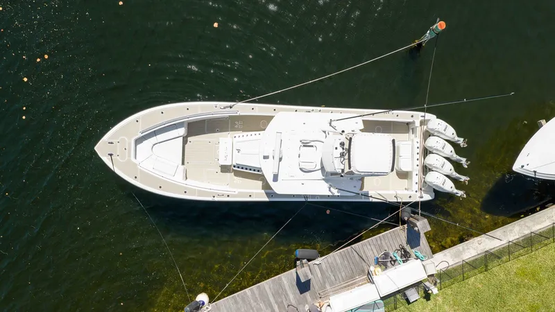 Slide: The Image of Yellowfin 42 Offshore 2011 - 52
