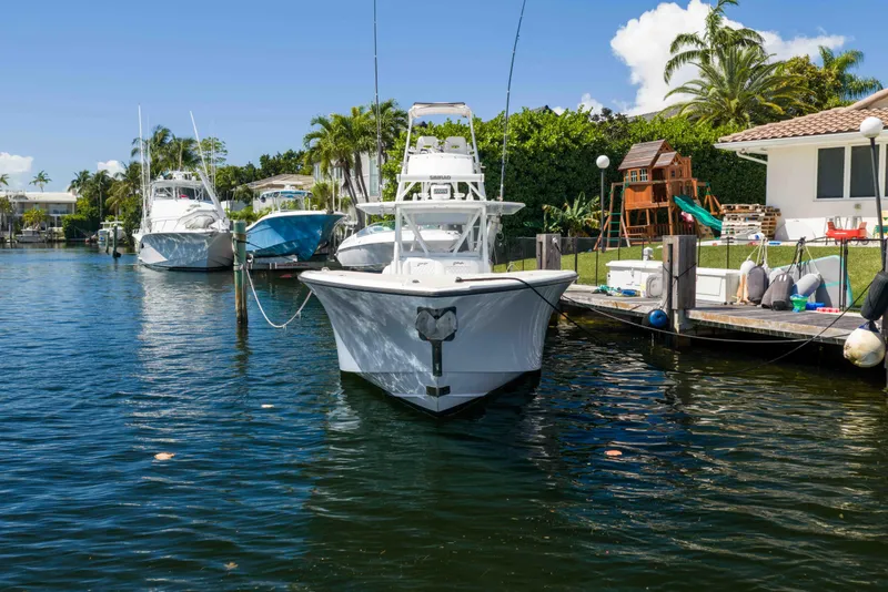 Slide: The Image of Yellowfin 42 Offshore 2011 - 8