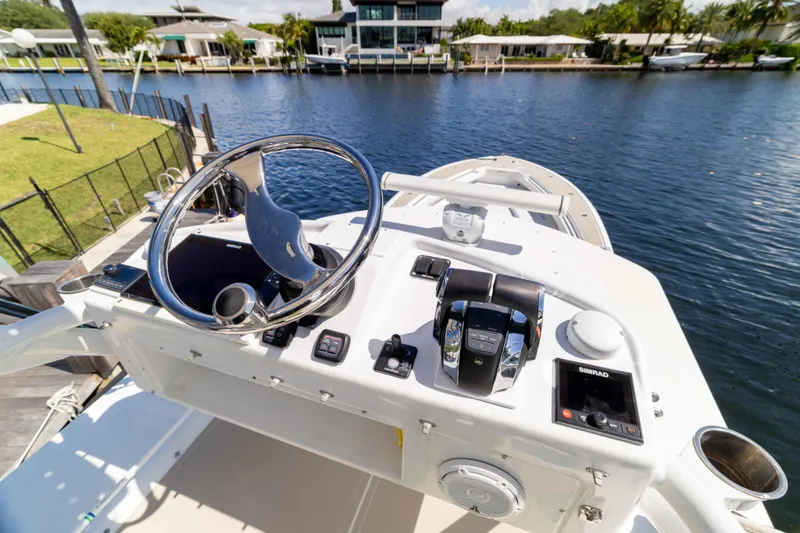 Slide: The Image of Yellowfin 42 Offshore 2011 - 41