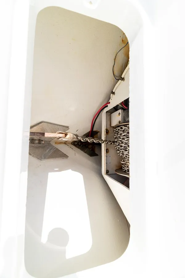Slide: The Image of Yellowfin 42 Offshore 2011 - 34