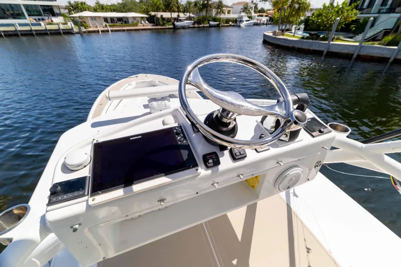 Slide: The Image of Yellowfin 42 Offshore 2011 - 42