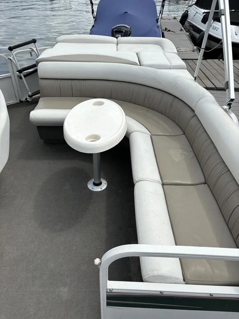Slide: The Image of Crestliner Crestliner 2281 Sport LX 2004 - 2