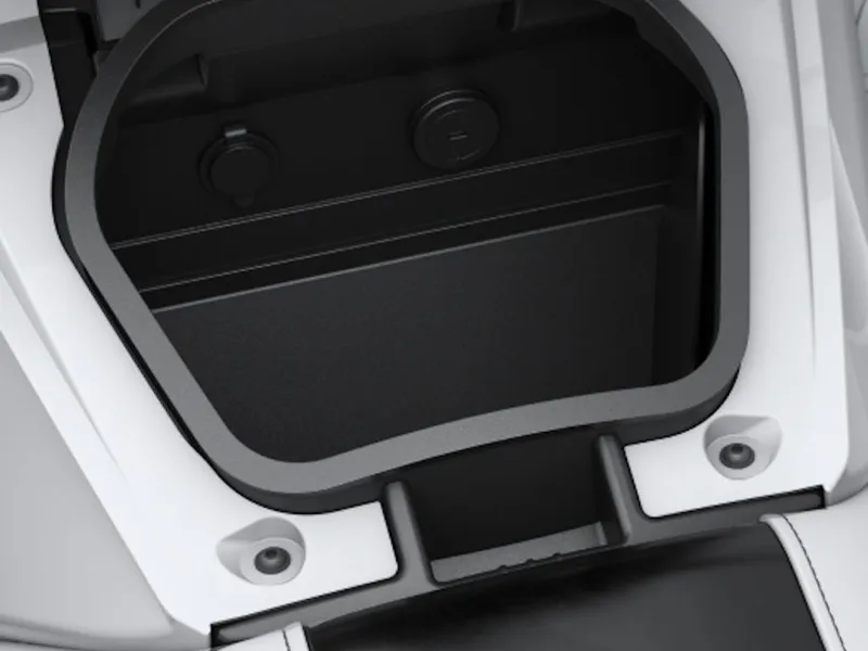 Slide: The Image of Yamaha VX® Deluxe with Audio 2026 - 3
