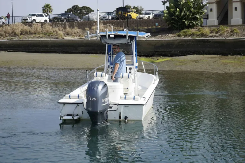 Slide: The Image of Edgewater 185CC 2000 - 3