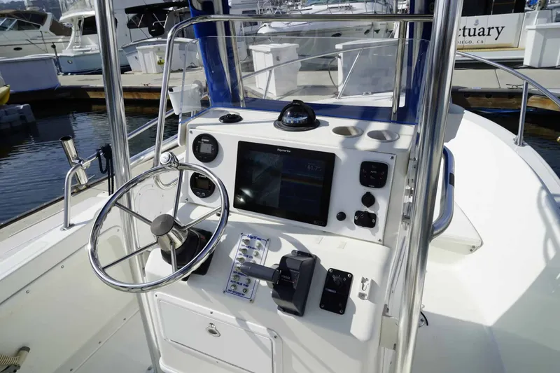 Slide: The Image of Edgewater 185CC 2000 - 5