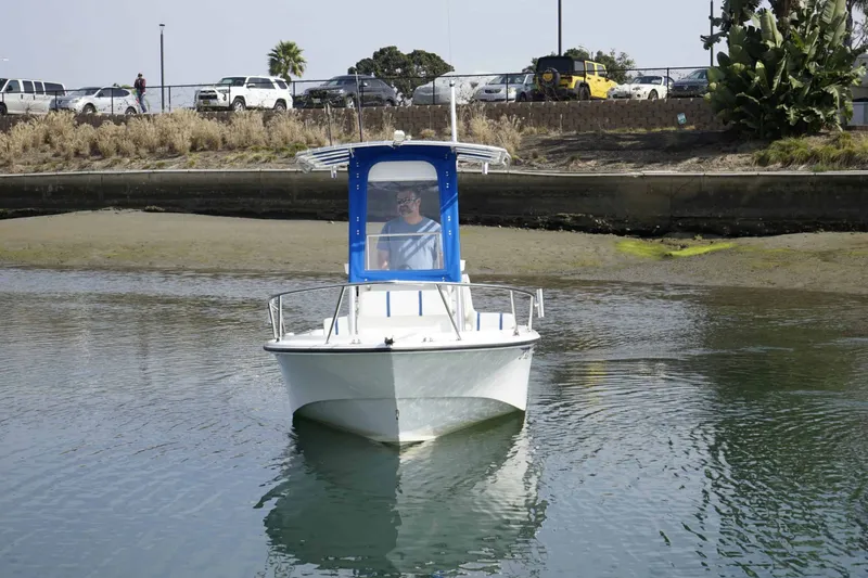 Slide: The Image of Edgewater 185CC 2000 - 1