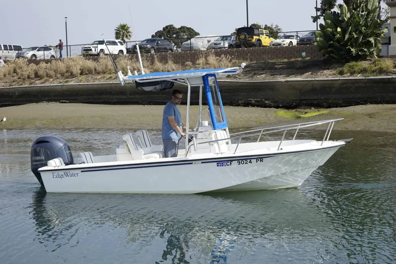 Slide: The Image of Edgewater 185CC 2000 - 2
