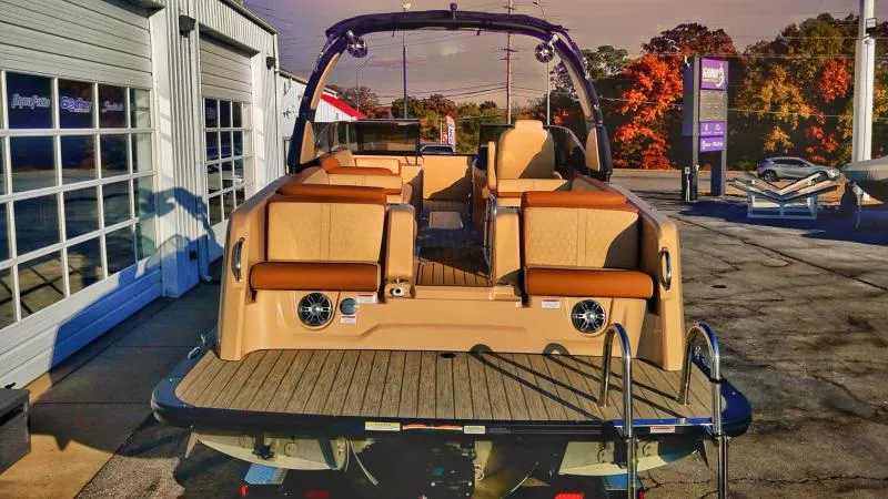 Slide: The Image of Avalon Waketoon 2021 - 10